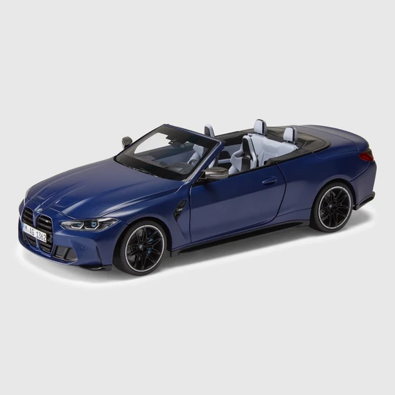 BMW M4 CABRIO (G83) modellautó 1:18 kék (Portimao Blue)