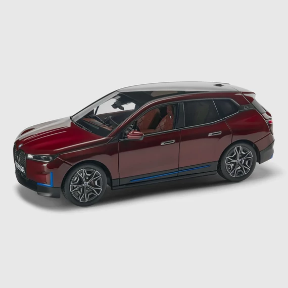 BMW iX modellautó 1:18 piros (aventurine red)