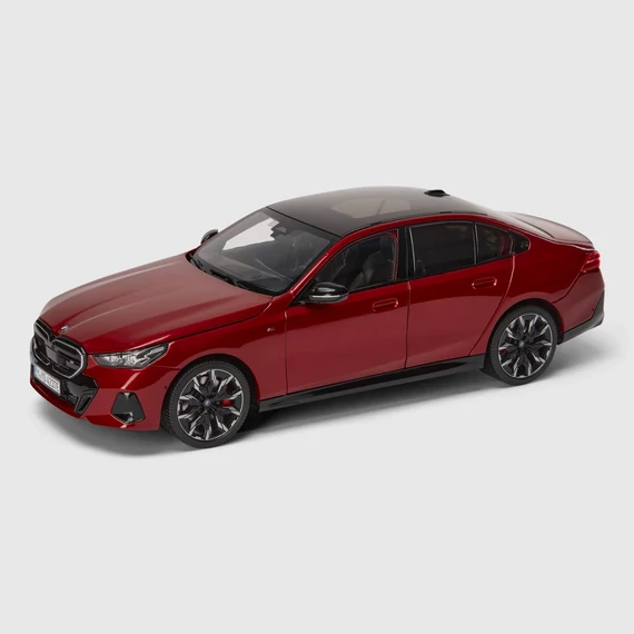 BMW I5 (G60) modellautó 1:18 piros (Fire Red)