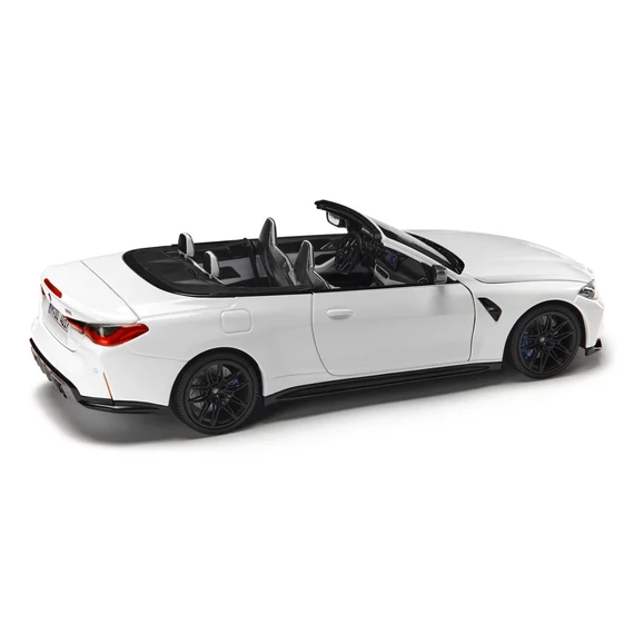 BMW M4 CABRIO LCI (G83) modellautó 1:18 fehér (Alpin White) oldalnézet