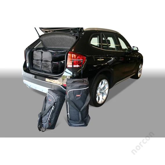 BMW X1 (E84) 2009-2015 Original utazótáska szett