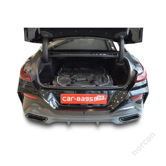 BMW 8 Gran Coupé (G16) 2019 -> Original utazótáska szett