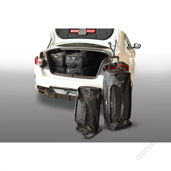 BMW X1 (U11) 2022 -> Original utazótáska szett