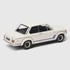 BMW 2002 TURBO modellautó 1:18 fehér oldalnézet